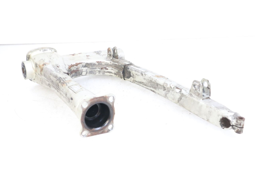 photo de BRAS OSCILLANT YAMAHA XJ F 900 (1983 - 1994) - Gros plan technique