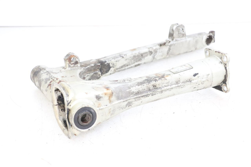 photo de BRAS OSCILLANT YAMAHA XJ F 900 (1983 - 1994) - Vue d’ensemble