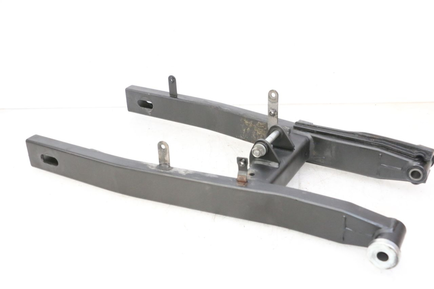 photo de BRAS OSCILLANT YAMAHA XJ6 ABS 600 (2008 - 2016) - Marquages et références