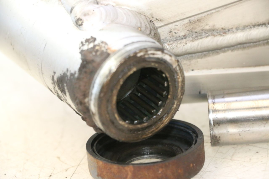 photo de BRAS OSCILLANT YAMAHA XJR 1300 (1998 - 2002) - Zoom qualité