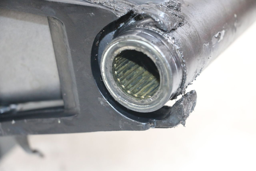 photo de BRAS OSCILLANT YAMAHA XJS DIVERSION 600 (1997 - 1999) - Autre angle de vue