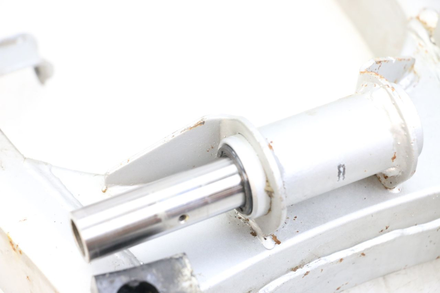 photo de Swingarm HYOSUNG XRX 125 (2000 - 2008) - Zoom état d’usage