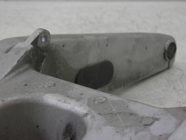 photo de BRAS OSCILLANT YAMAHA FJR 1300 (2004 - 2005) - Photo complémentaire