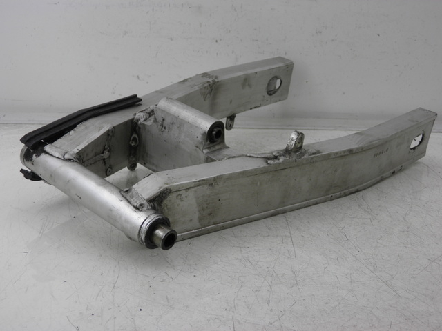 photo de BRAS OSCILLANT YAMAHA FZS FAZER 600 (1998 - 2001) - Détail de la pièce