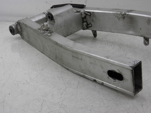 photo de BRAS OSCILLANT YAMAHA FZS FAZER 600 (1998 - 2001) - État de surface