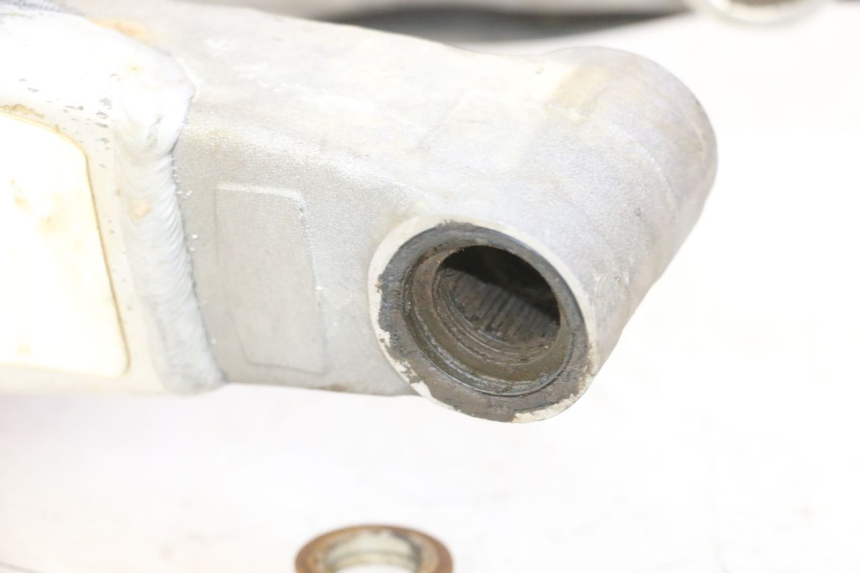 photo de BRAS OSCILLANT YAMAHA YZ-F YZF 250 (2014 - 2018) - Détail de la pièce