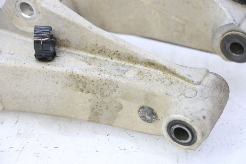 photo de BRAS OSCILLANT YAMAHA YZ 85 (2022 - 2025) - Gros plan technique