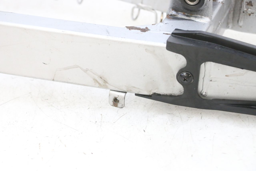 photo de BRAS OSCILLANT KAWASAKI ZR 7 750 (1999 - 2004) - Vue rapprochée