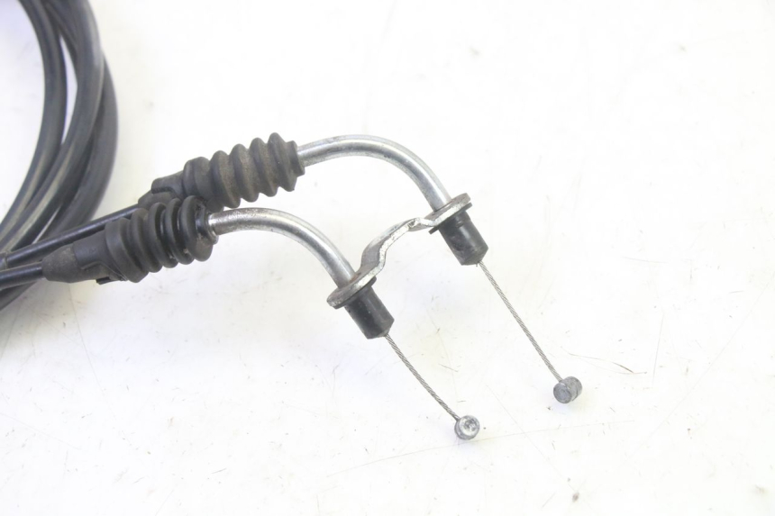 photo de CABLE ACCELERATEUR QUADRO 4 4D 350 (2015 - 2018) - Autre angle de vue