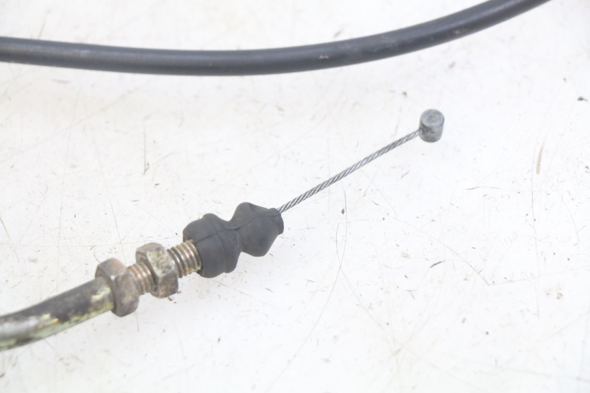 photo de CÂBLE ACCELERATEUR KYMCO AGILITY 4T 50 (2005 - 2018) - Gros plan technique