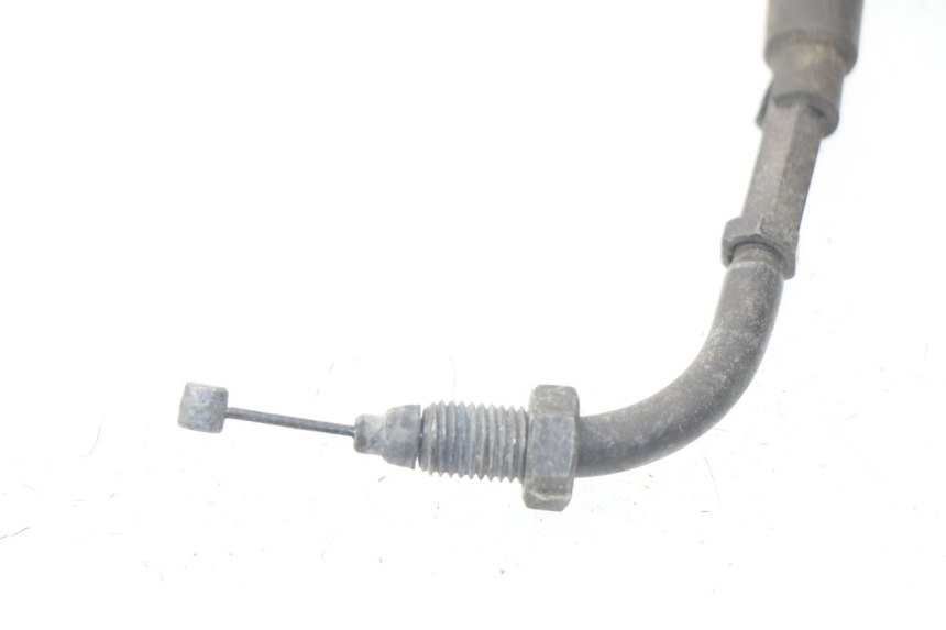 photo de CABLE ACCELERATEUR KYMCO AGILITY CITY 2T 50 (2008 - 2016) - Gros plan technique