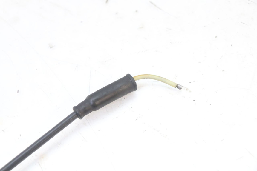 photo de CABLE ACCELERATEUR APRILIA SR MOTARD 50 (2012 - 2018) - Gros plan technique