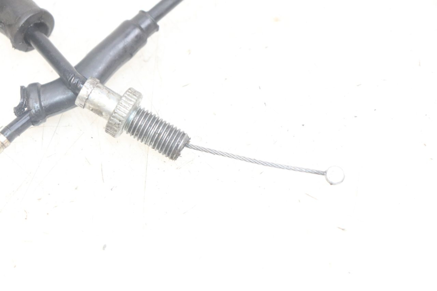 photo de CÂBLE ACCELERATEUR LONCIN DIRT BIKE 125 - Gros plan technique