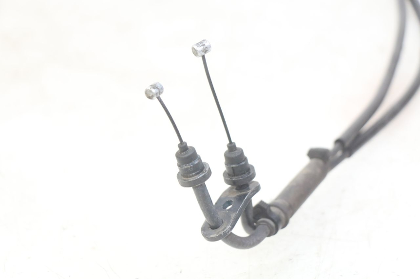 photo de CÂBLE ACCELERATEUR YAMAHA D'ELIGHT DELIGHT 125 (2017 - 2020) - Autre angle de vue