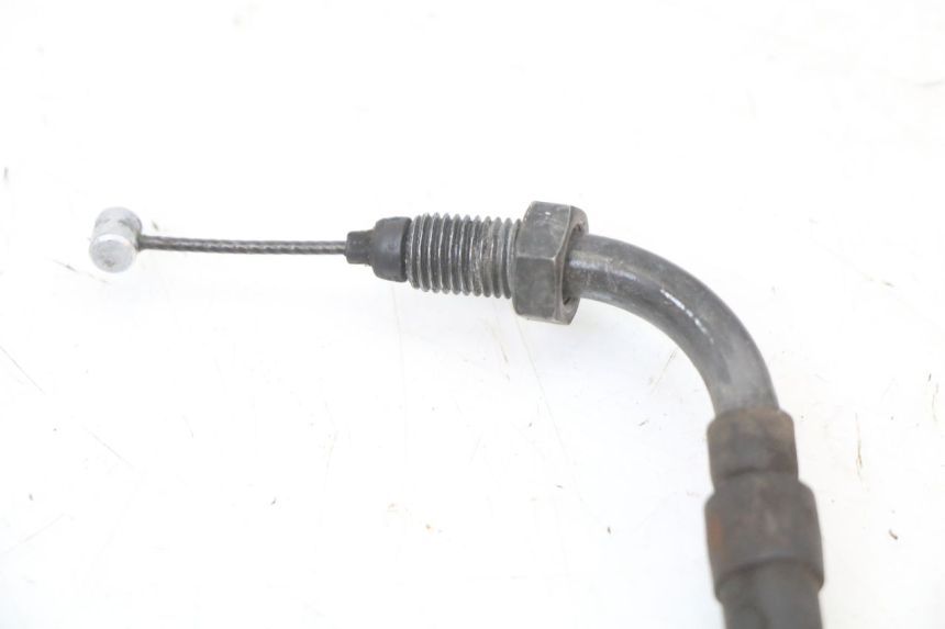 photo de CABLE ACCELERATEUR HONDA FJS SILVER WING SILVERWING 400 (2005 - 2008) - Gros plan technique