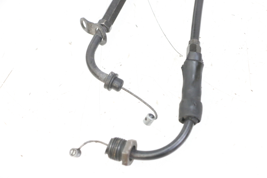 photo de CABLE ACCELERATEUR GILERA NEXUS 300 (2008 - 2013) - Zoom état d’usage