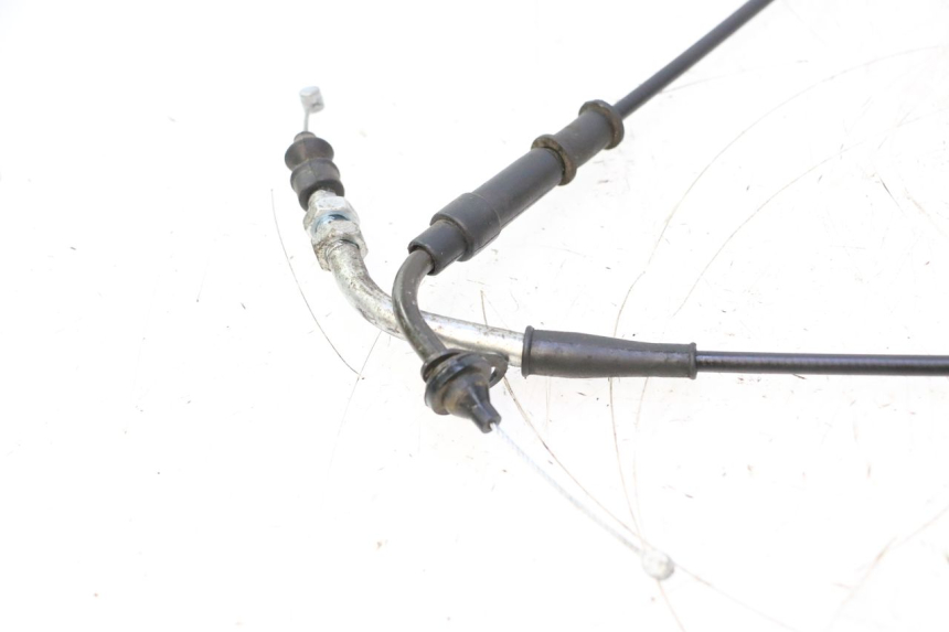 photo de CABLE ACCELERATEUR EUROCKA GTR 50 (2007 - 2017) - Autre angle de vue
