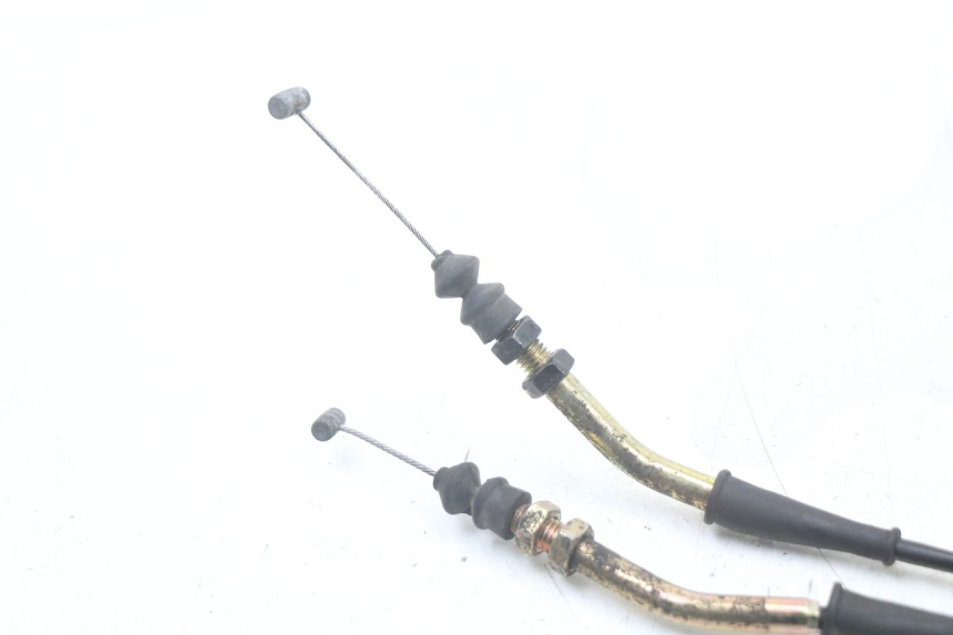 photo de CÂBLE D'ACCELERATEUR KYMCO X-TOWN XTOWN 125 (2016 - 2021) - Gros plan technique