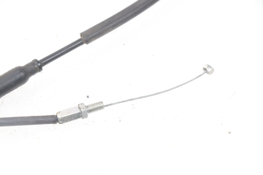 photo de CABLE ACCELERATEUR PIAGGIO LIBERTY 4T 50 (2009 - 2015) - Gros plan technique