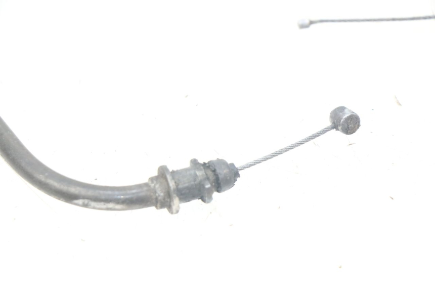 photo de CÂBLE D'ACCELERATEUR PEUGEOT LUDIX BLASTER 50 (2006 - 2014) - Gros plan technique