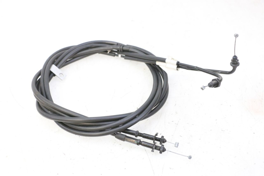 photo de CABLE ACCELERATEUR PIAGGIO MP3 HPE 310 (2024 - 2025) - Détail de la pièce
