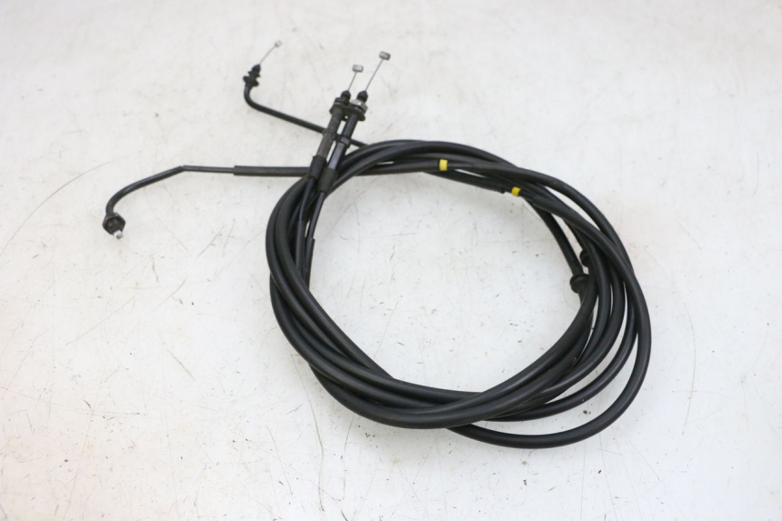photo de CABLE ACCELERATEUR PIAGGIO MP3 HPE 300 (2019 - 2026) - Autre angle de vue