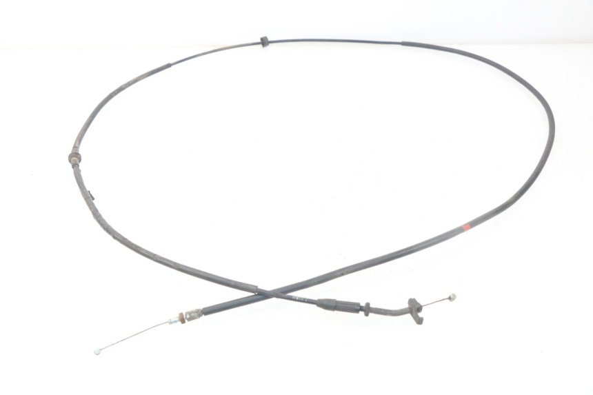 photo de CABLE ACCELERATEUR PIAGGIO MP3 125 (2006 - 2014) - Gros plan technique