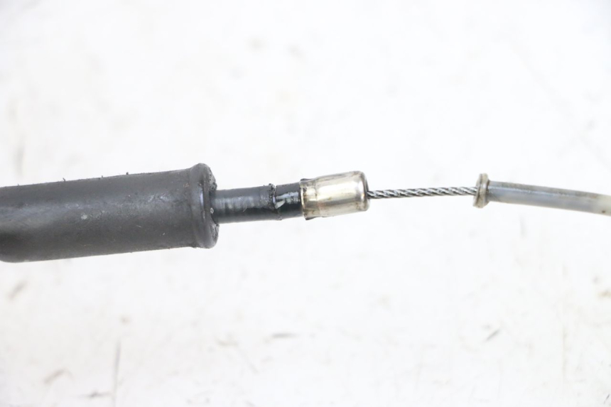 photo de CÂBLE ACCELERATEUR PIAGGIO NEW TYPHOON 50 (2018 - 2021) - Gros plan technique