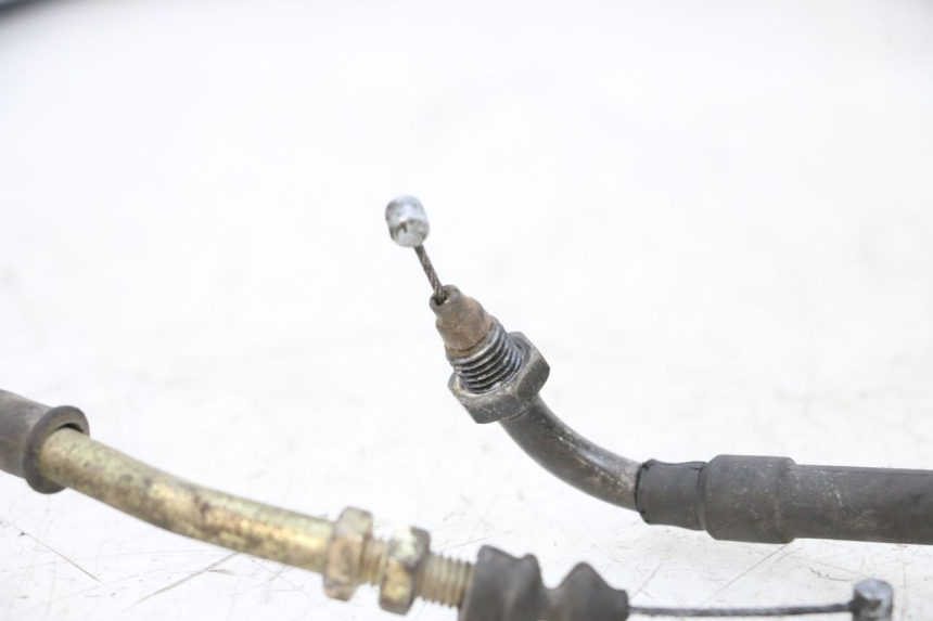 photo de CABLE ACCELERATEUR SYM ORBIT 2 50 (2008 - 2014) - Points de fixation