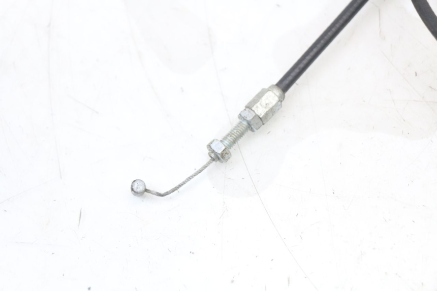 photo de CABLE ACCELERATEUR REGAL RAPTOR SPYDER 125 (2010 - 2018) - Points de fixation