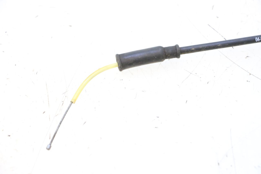 photo de CABLE ACCELERATEUR GILERA STALKER 50 (2004 - 2014) - Gros plan technique