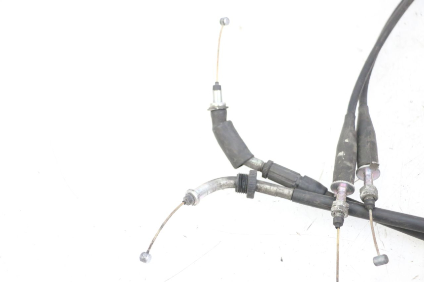 photo de CABLE ACCELERATEUR SUZUKI BURGMAN 125 (2015 - 2017) - Gros plan technique