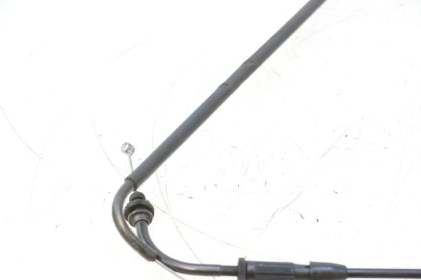 photo de CABLE ACCELERATEUR PEUGEOT TREKKER TKR 50 (2005 - 2014) - Gros plan technique