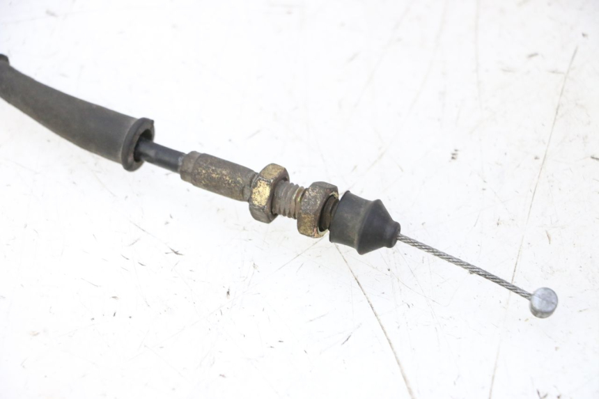 photo de CABLE ACCELERATEUR PEUGEOT TWEET PRO CARGO 50 (2018 - 2022) - Gros plan technique