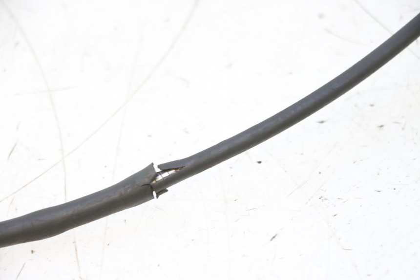 photo de CÂBLE ACCELERATEUR PIAGGIO VESPA LX 2T 50 (2005 - 2013) - Points de fixation
