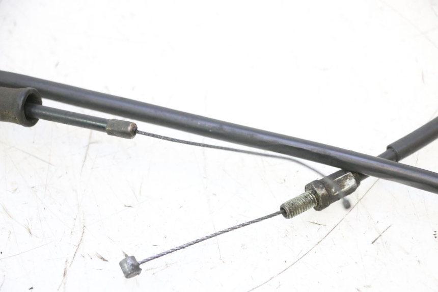 photo de CÂBLE ACCELERATEUR PIAGGIO VESPA LX 2T 50 (2005 - 2013) - État de surface