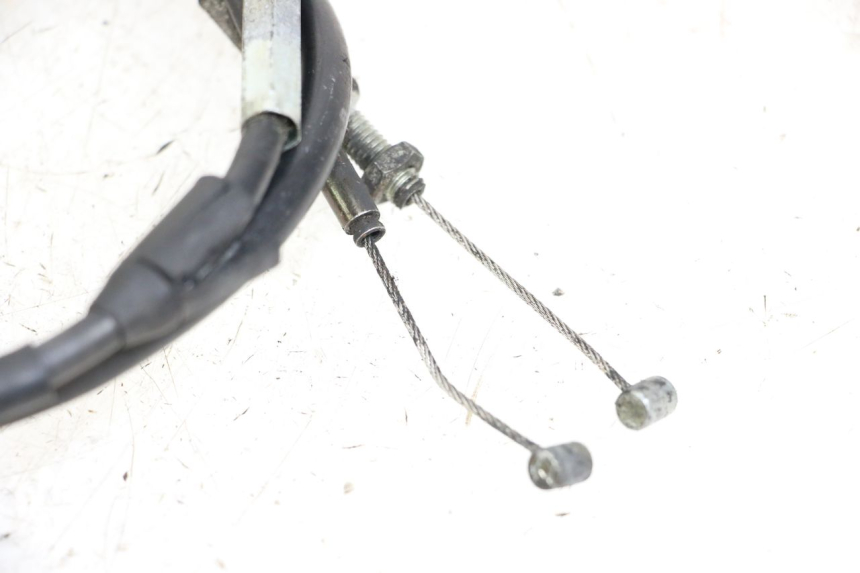 photo de CÂBLE ACCELERATEUR YAMAHA XJ600 XJ DIVERSION 600 (1992 - 1997) - Autre angle de vue