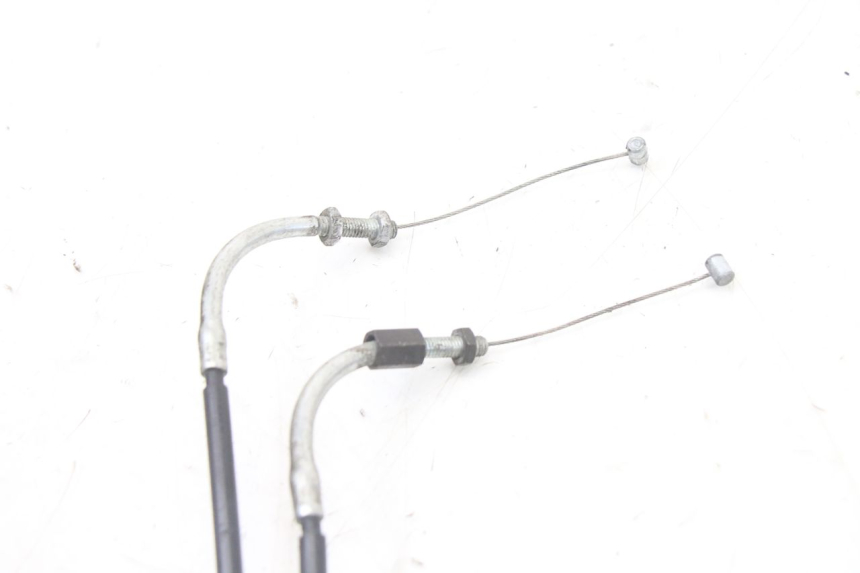 photo de CÂBLE D'ACCELERATEUR YAMAHA FZS FAZER 600 (2001 - 2003) - Autre angle de vue