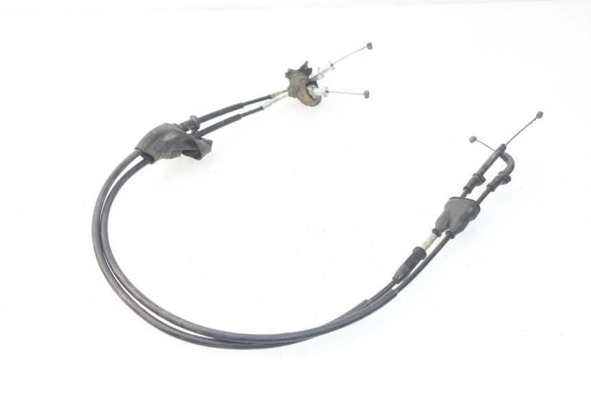 photo de CABLE ACCELERATEUR YAMAHA YZ-F YZF 250 (2014 - 2018) - Autre angle de vue