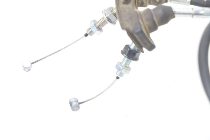 photo de CABLE ACCELERATEUR YAMAHA YZF YZ-F 450 (2018 - 2021) - Gros plan technique