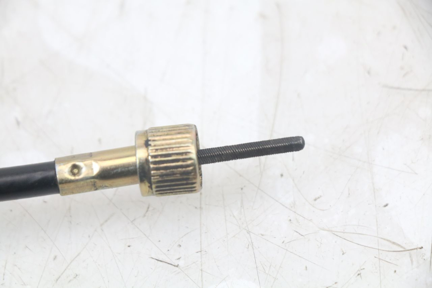 photo de CÂBLE COMPTEUR JM MOTORS SANTANA 50 (2014 - 2023) - Gros plan technique
