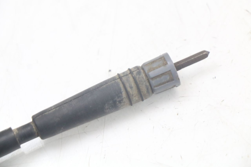 photo de CÂBLE COMPTEUR PEUGEOT XP6 50 (1997 - 2003) - Autre angle de vue