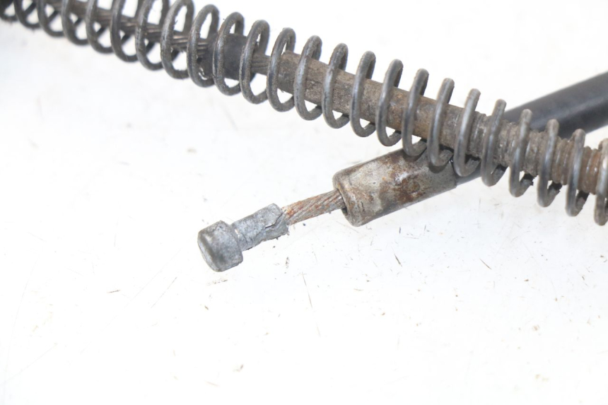photo de CABLE FREIN ARRIERE YAMAHA BW'S 50 (1999 - 2003) - Détail de la pièce