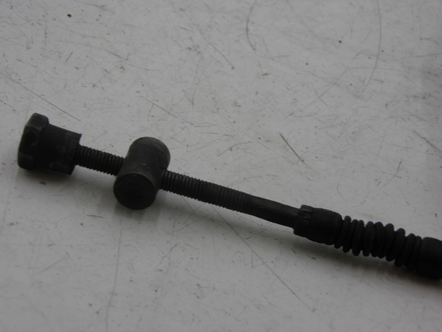 photo de CABLE FREIN ARRIERE KYMCO SPACER 50 (1998 - 2009) - Autre angle de vue