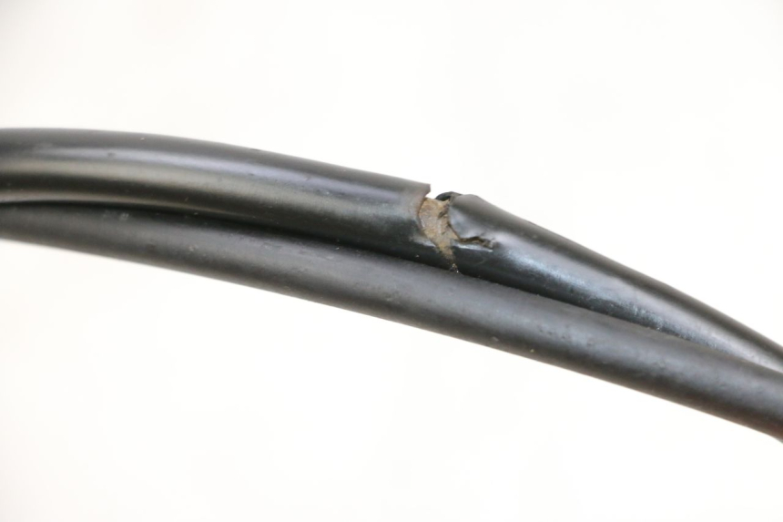 photo de CABLE FREIN ARRIERE NECO TEMPO 4T 50 (2022 - 2026) - Zoom état d’usage