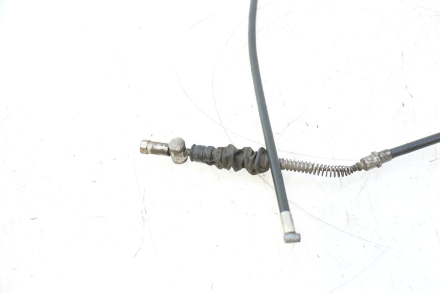 photo de CABLE FREIN ARRIERE PIAGGIO ZIP IGET 4T 50 (2021 - 2023) - Gros plan technique