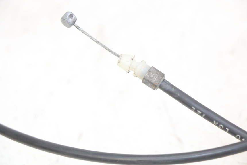 photo de CÂBLE D'OUVERTURE DE SELLE SYM GTS EFI 125 (2012 - 2016) - Autre angle de vue