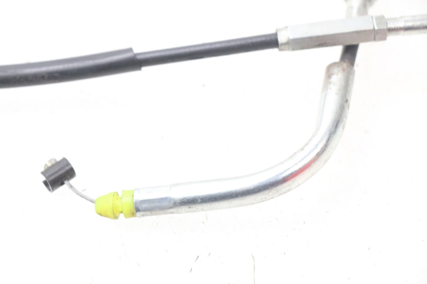 photo de CÂBLE D'OUVERTURE DE SELLE PEUGEOT KISBEE 2T 50 (2010 - 2017) - Gros plan technique