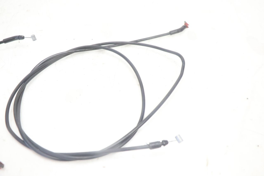 photo de CABLE OUVERTURE SELLE PIAGGIO MP3 500 (2016 - 2018) - Autre angle de vue
