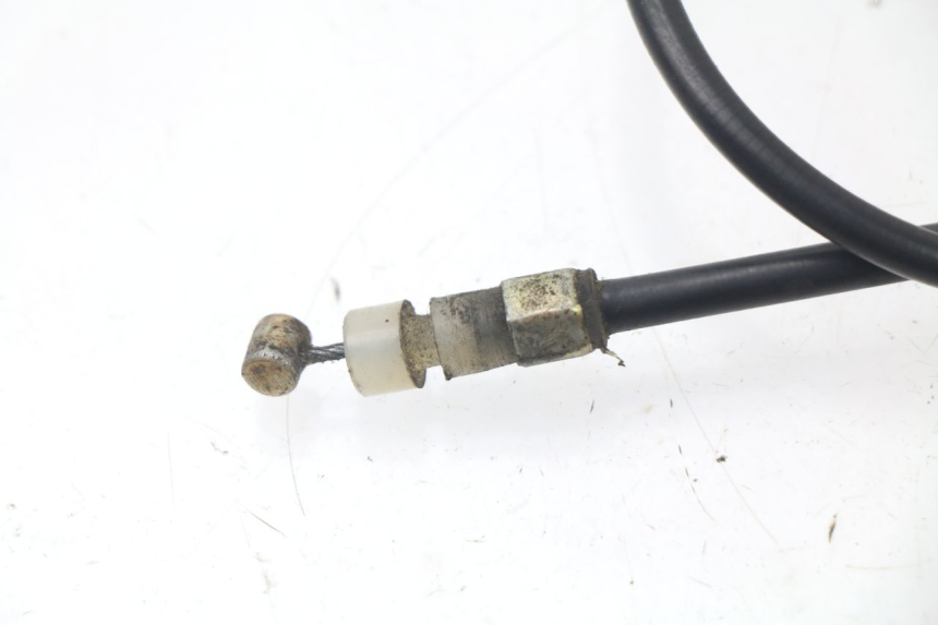 photo de CABLE OUVERTURE SELLE CAGIVA NAVIGATOR 1000 (2000 - 2005) - Zoom état d’usage